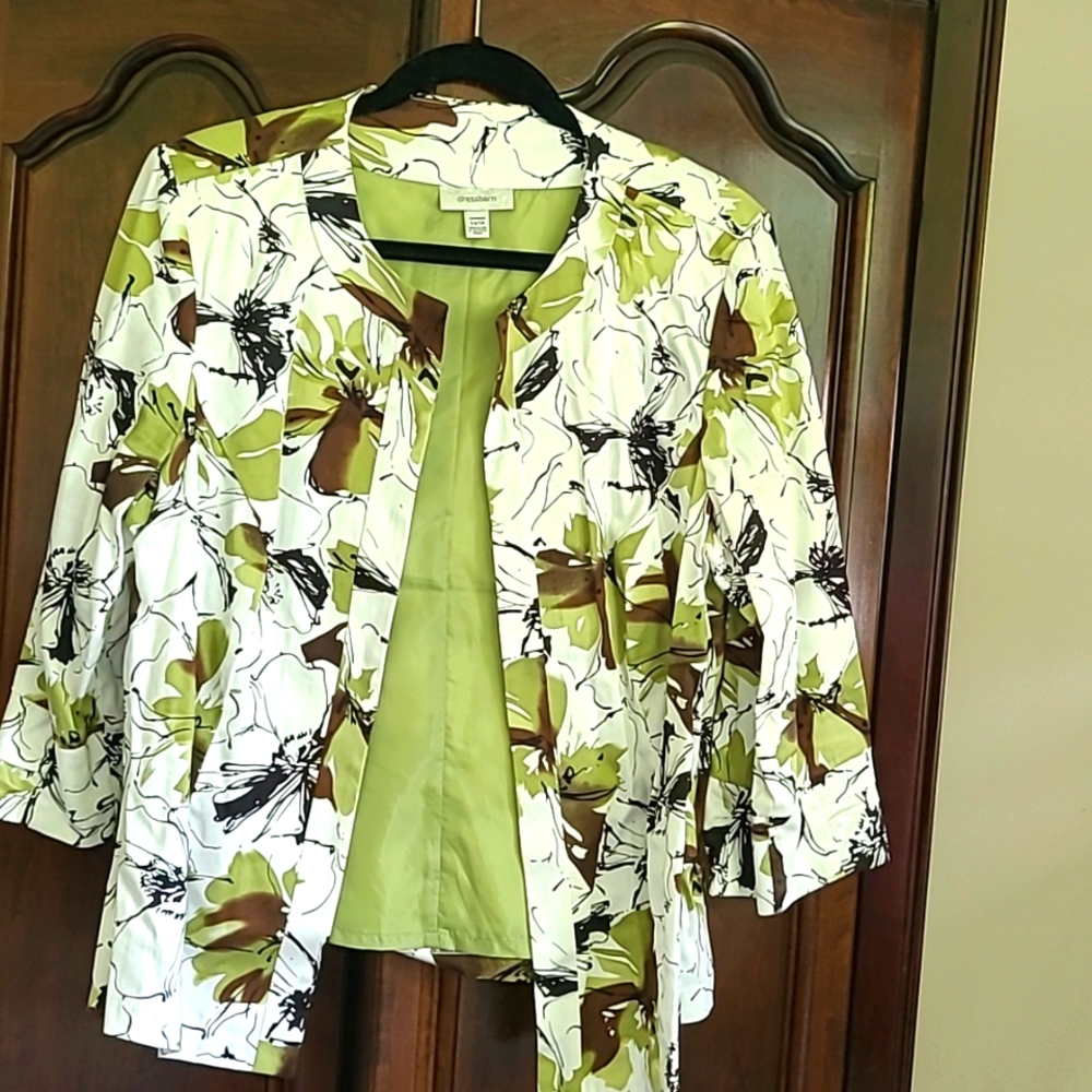 Dressbarn brand ladies dressy jacket.